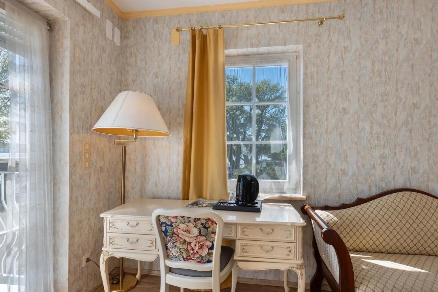 See-Hotel Seeschau - Direkt Am Bodenseeufer Reichenau Εξωτερικό φωτογραφία